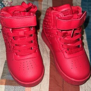 Fila Vulc 13 Kids' Unisex US 7  Red Sneakers NEW